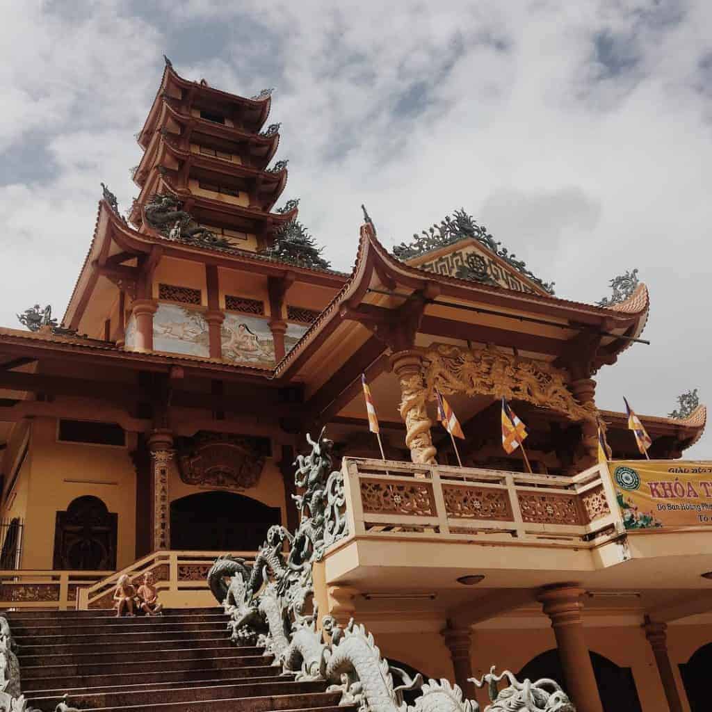 Viếng thăm Chùa Long Phước