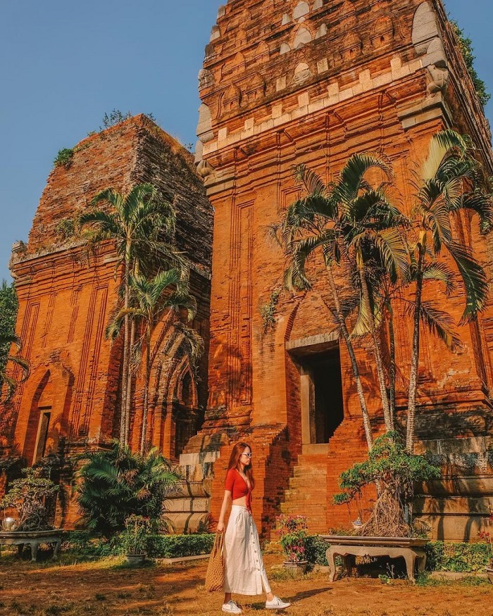 Check in Tháp Đôi