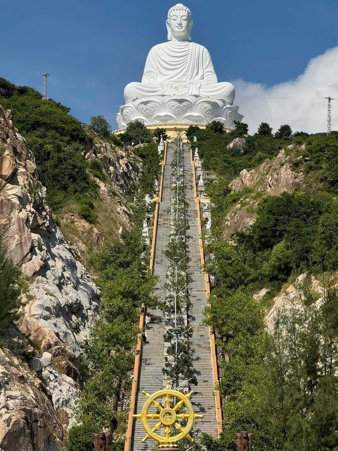 Vẻ đep linh thiêng tại chùa