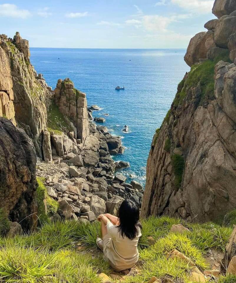 Tour Hải đăng Mũi Điện - Vịnh Vũng Rô - Đảo Hòn Nưa 1 ngày